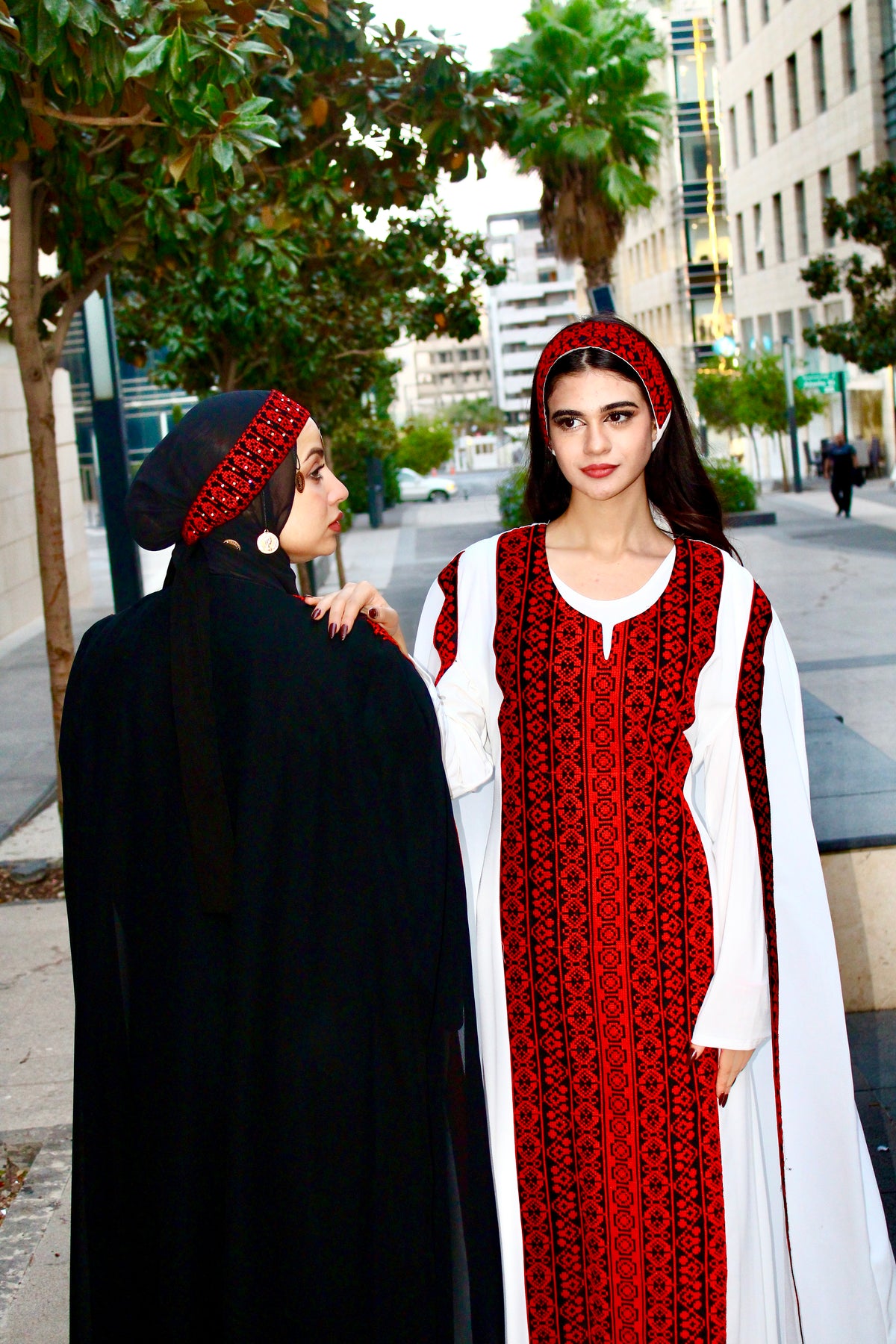 Abaya Embroidered Thobe for for All Occasions Holidays and Celebrations Full length embroidered