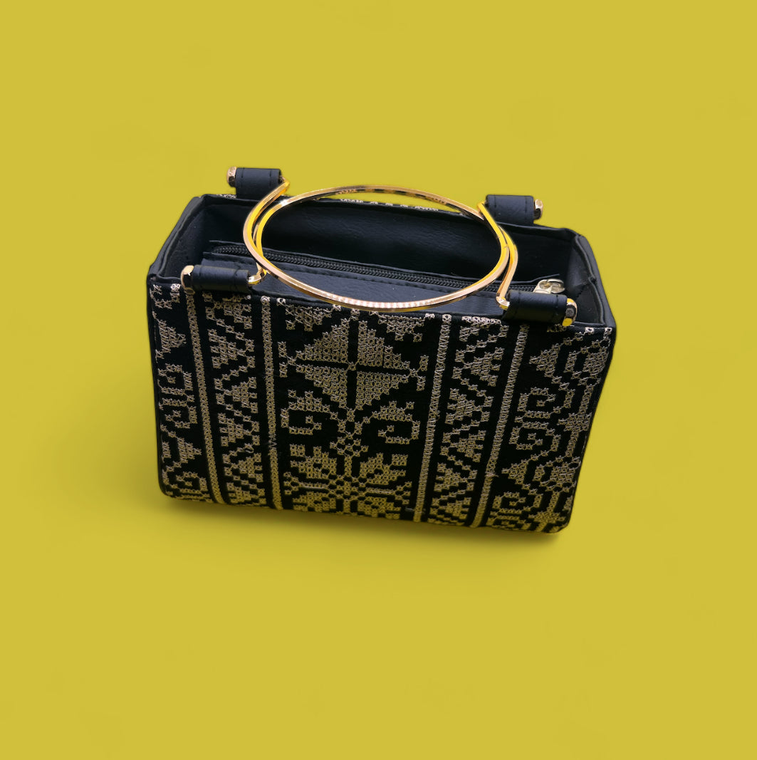 Handbag - embroidered - golden color