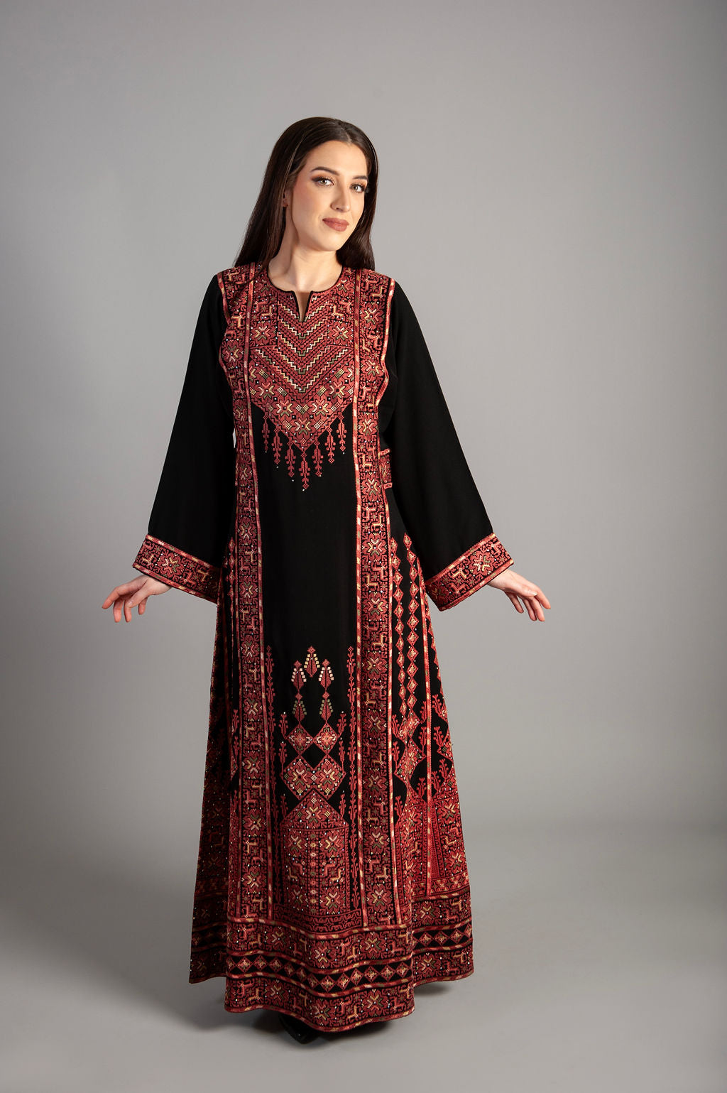 Thobe Embroidered Thobe for All Occasions Holidays and Celebrations