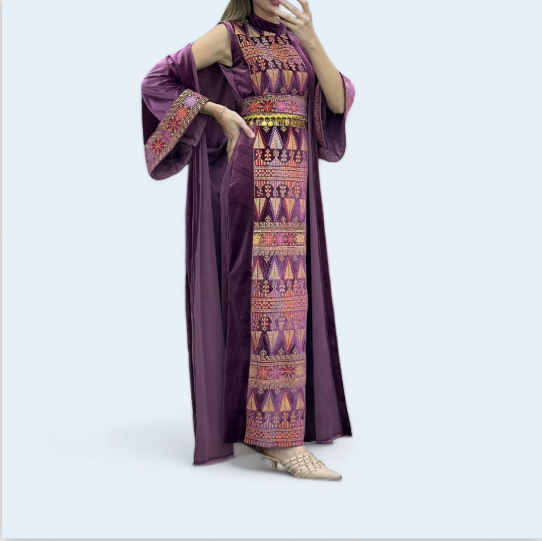 Two-Piece Embroidered Velvet Dress With A Waist Belt For Added Elegance - Stun In Our Soft And Charming Embroidered