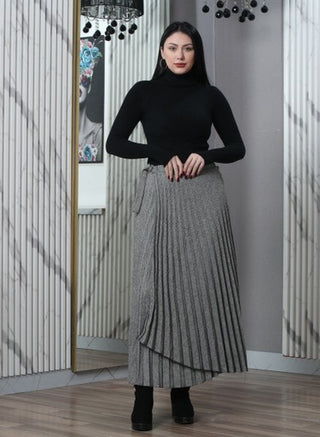 striped skirt with pleats- light gray