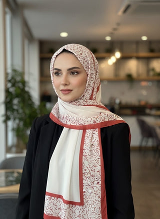 Heritage Plaid Hijab-Classic Warmth