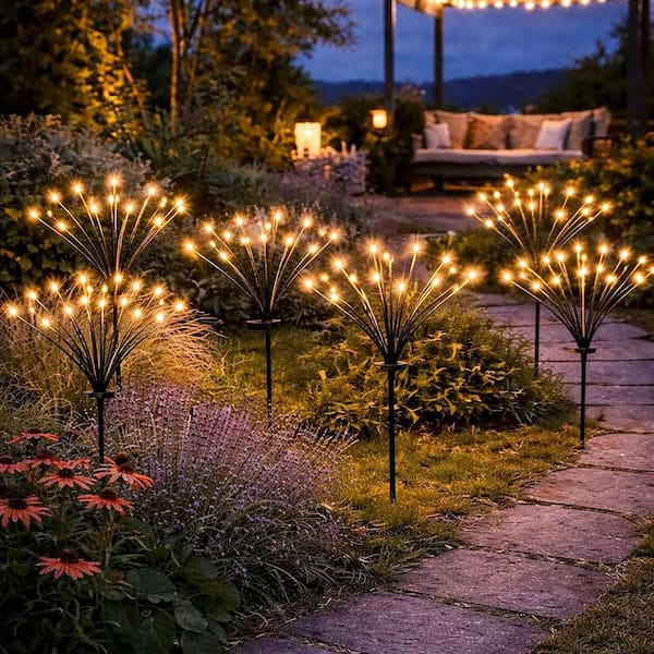 Solar LED pathway Source Landscape Lights, 4-Pack