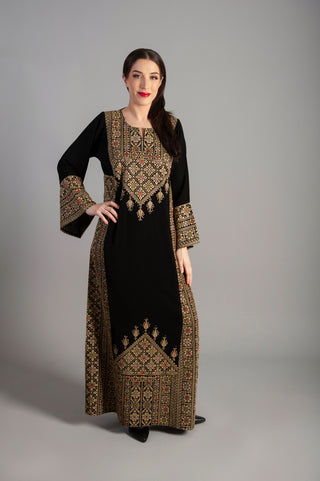 Thobe embroidered Arabic dress - for all occasions, holidays and celebrations