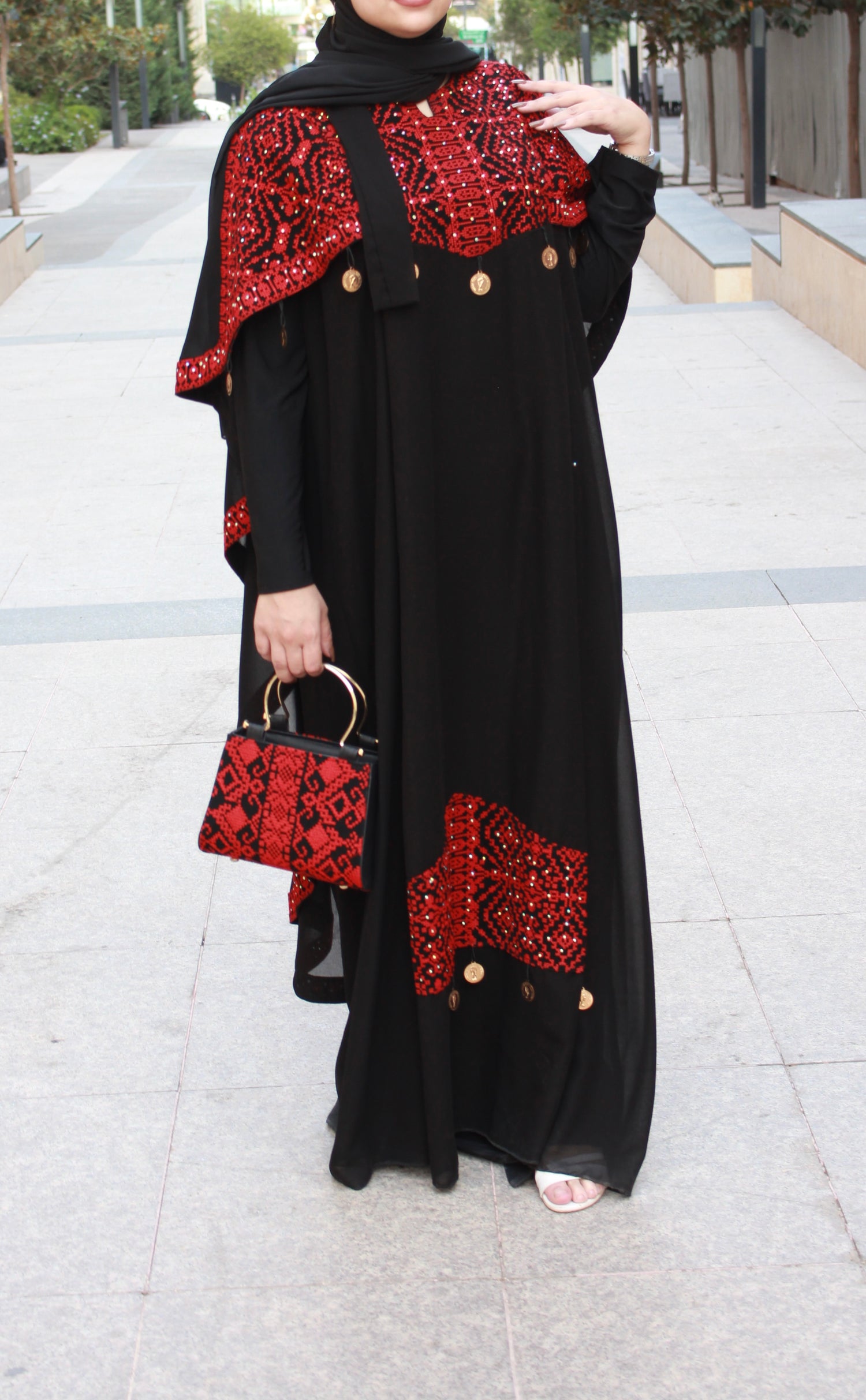 Fashionable embroidered design