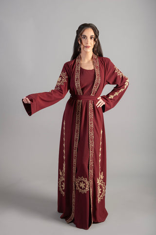 Two-piece abaya in a distinctive burgundy color with embroidery in the middle and sleeves