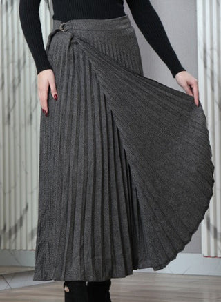 striped skirt with pleats- light gray